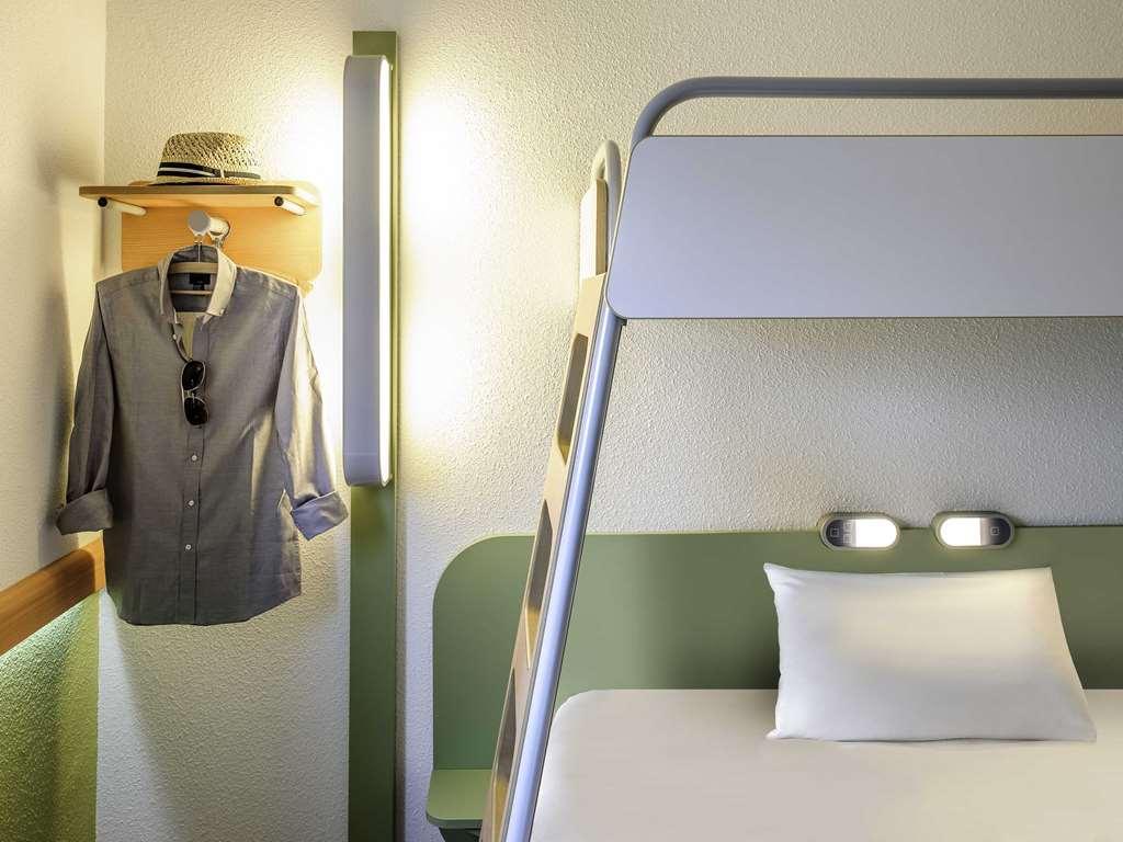 Ibis Budget Конкарно Номер фото